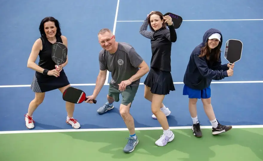 Pickleball - Zasady, sprzęt i jak zacząć w Polsce?