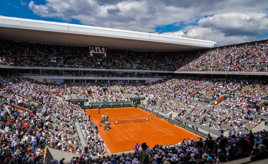 Court Philippe-Chatrier - Dlaczego to serce Roland Garros?